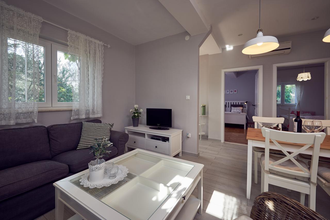 Apartments Tonka تروغير الغرفة الصورة